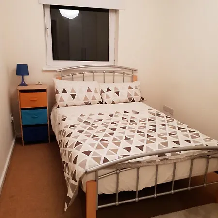 Griffith Hall 2 Bedroom Apartment